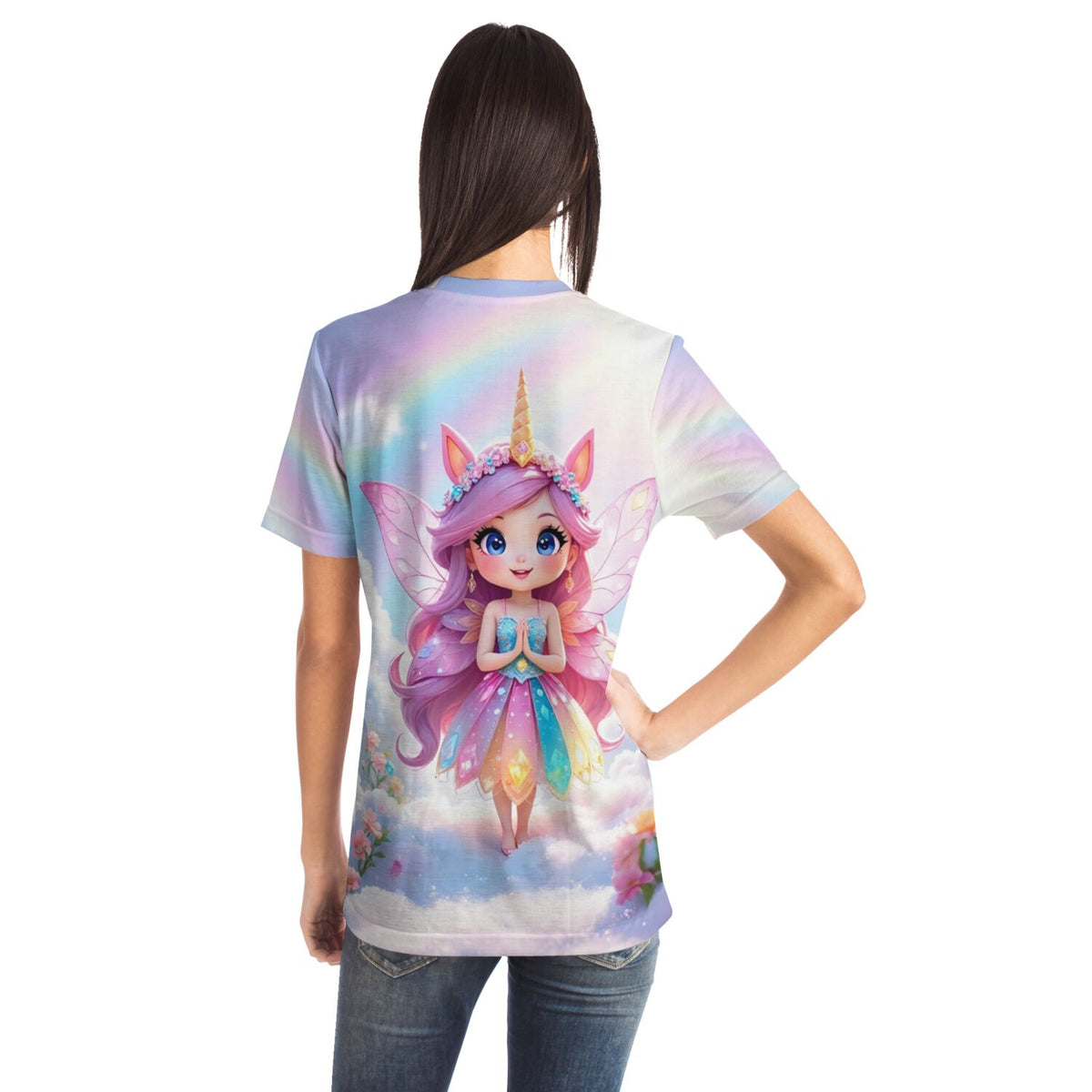 Dreamer T-Shirt mit Fee im Wolkenreich Motiv, im Stil beliebter Diamond Painting und Malen nach Zahlen Vorlagen.