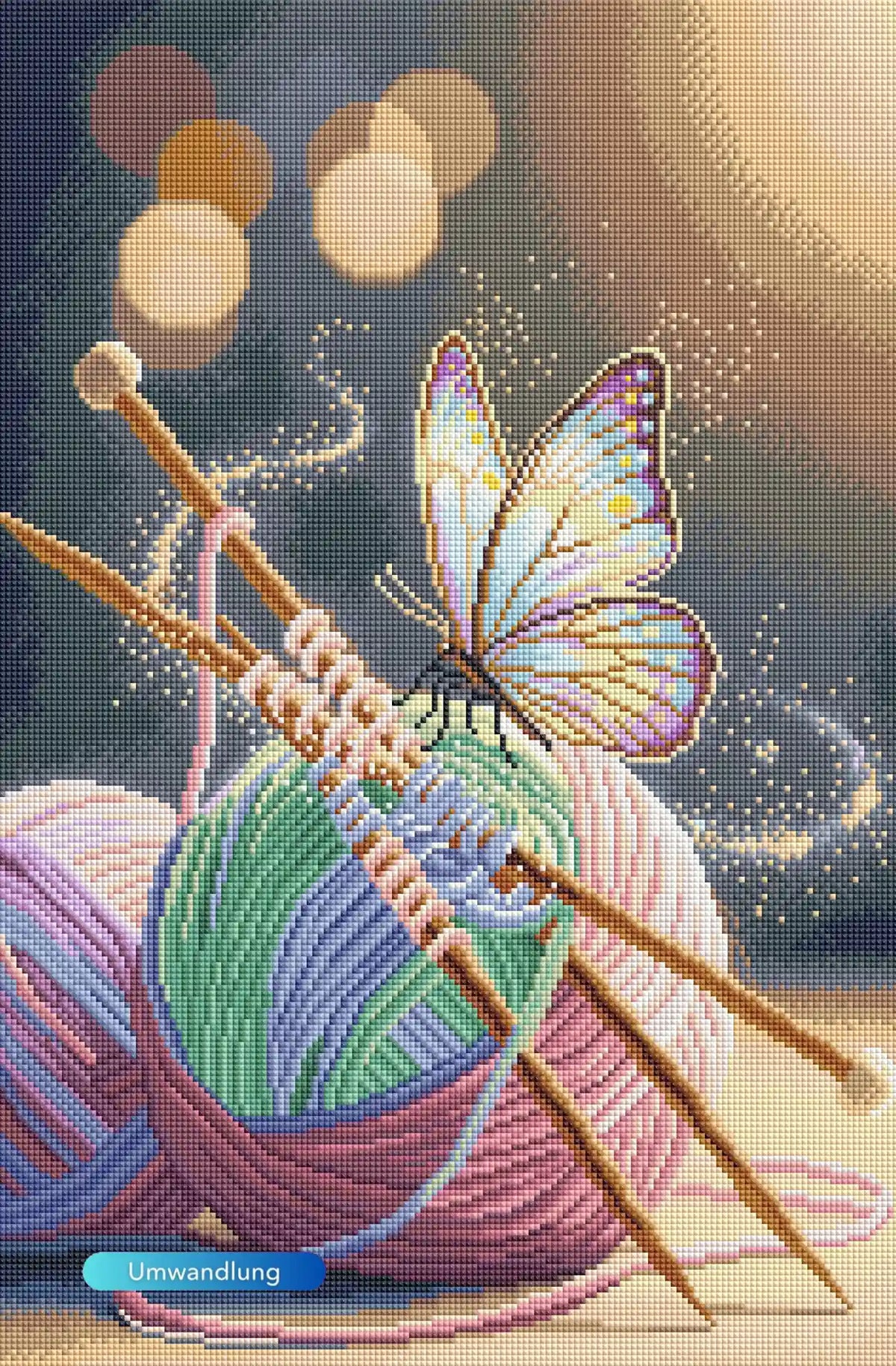 Diamond Painting Set Wollenträume: Bunte Wollknäuel, Stricknadeln und ein magischer Schmetterling in Pastelltönen.