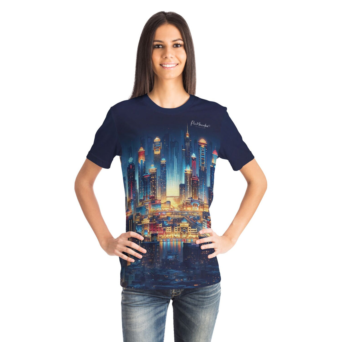 Frau trägt blaues T-Shirt mit leuchtendem Stadt der Lichter Motiv im Stil klassischer Diamond Painting Designs