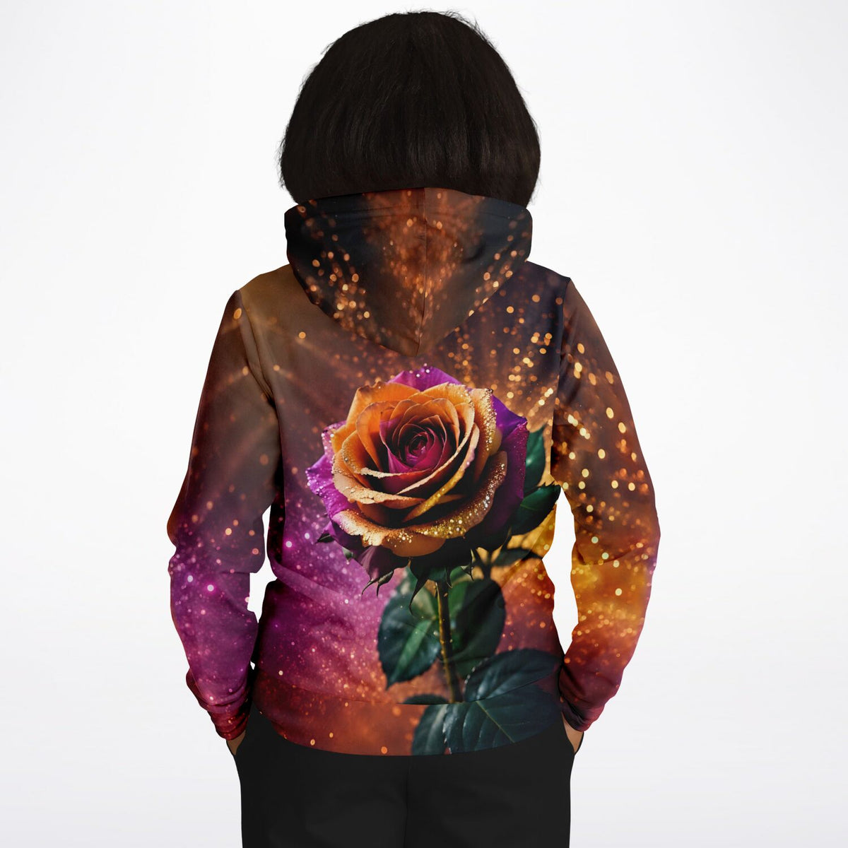 Dreamer Hoodie mit farbenfrohem Rosen-Motiv und glitzernden Diamond Painting Effekten auf dunklem Hintergrund