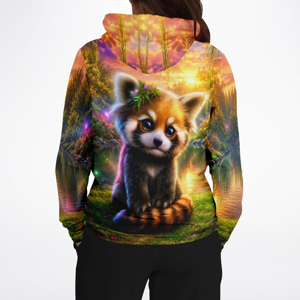 Dreamer Hoodie mit niedlichem Roten Panda Motiv im Wald, vergleichbar mit kunstvollen Diamond Painting Designs.