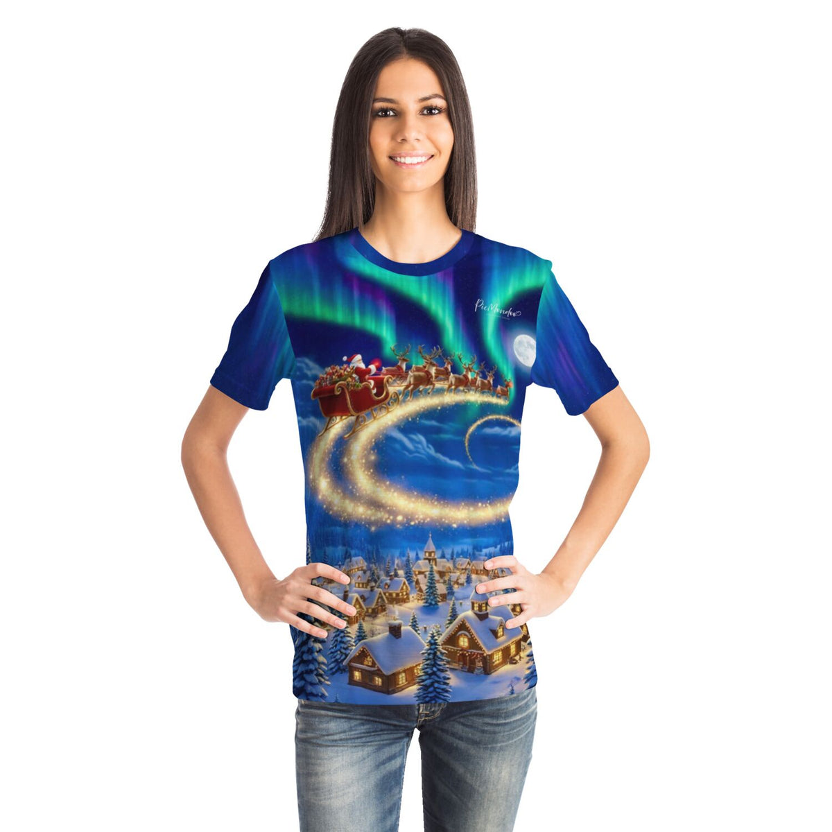 Frau trägt Dreamer T-Shirt mit weihnachtlichem Nordlicht-Motiv, inspiriert von Diamond Painting und Malen nach Zahlen