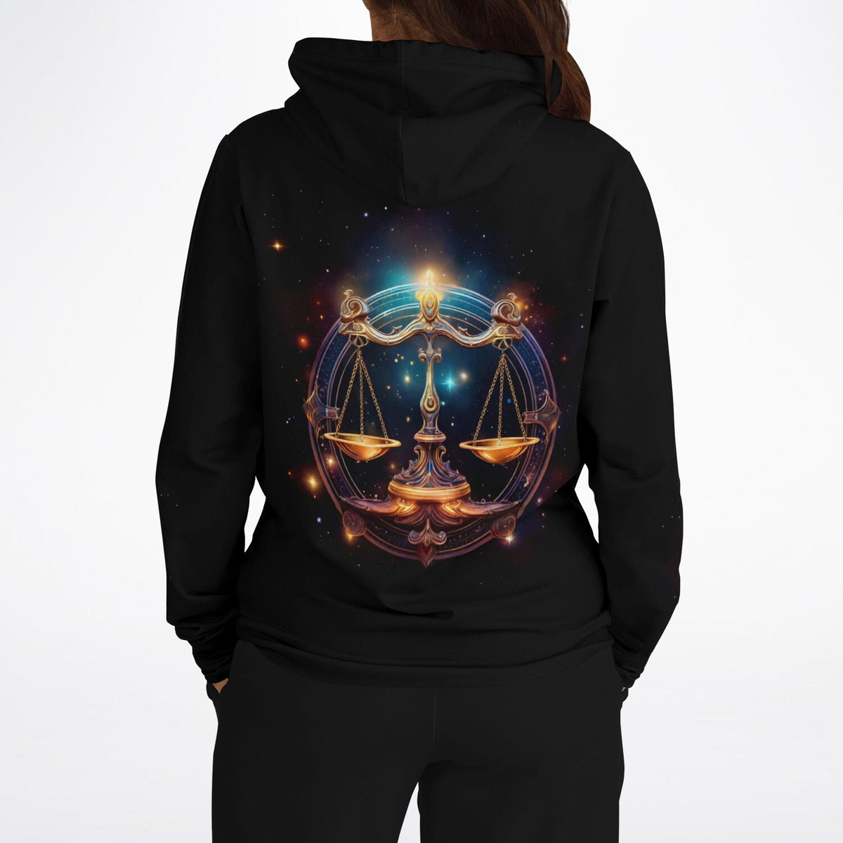 Schwarzer Dreamer Hoodie mit Sternzeichen Waage Motiv im galaktischen Design – perfekt für Fans unserer DIY-Kunst
