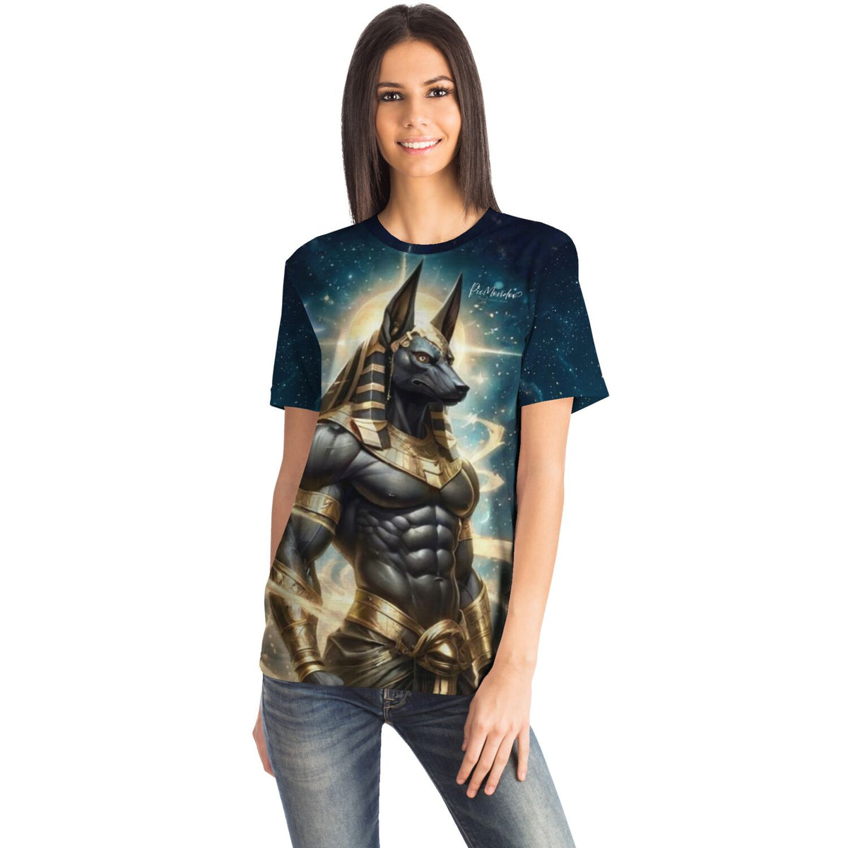 Frau trägt ein T-Shirt mit detailliertem Anubis-Motiv im Stil von Diamond Painting und Malen nach Zahlen Designs