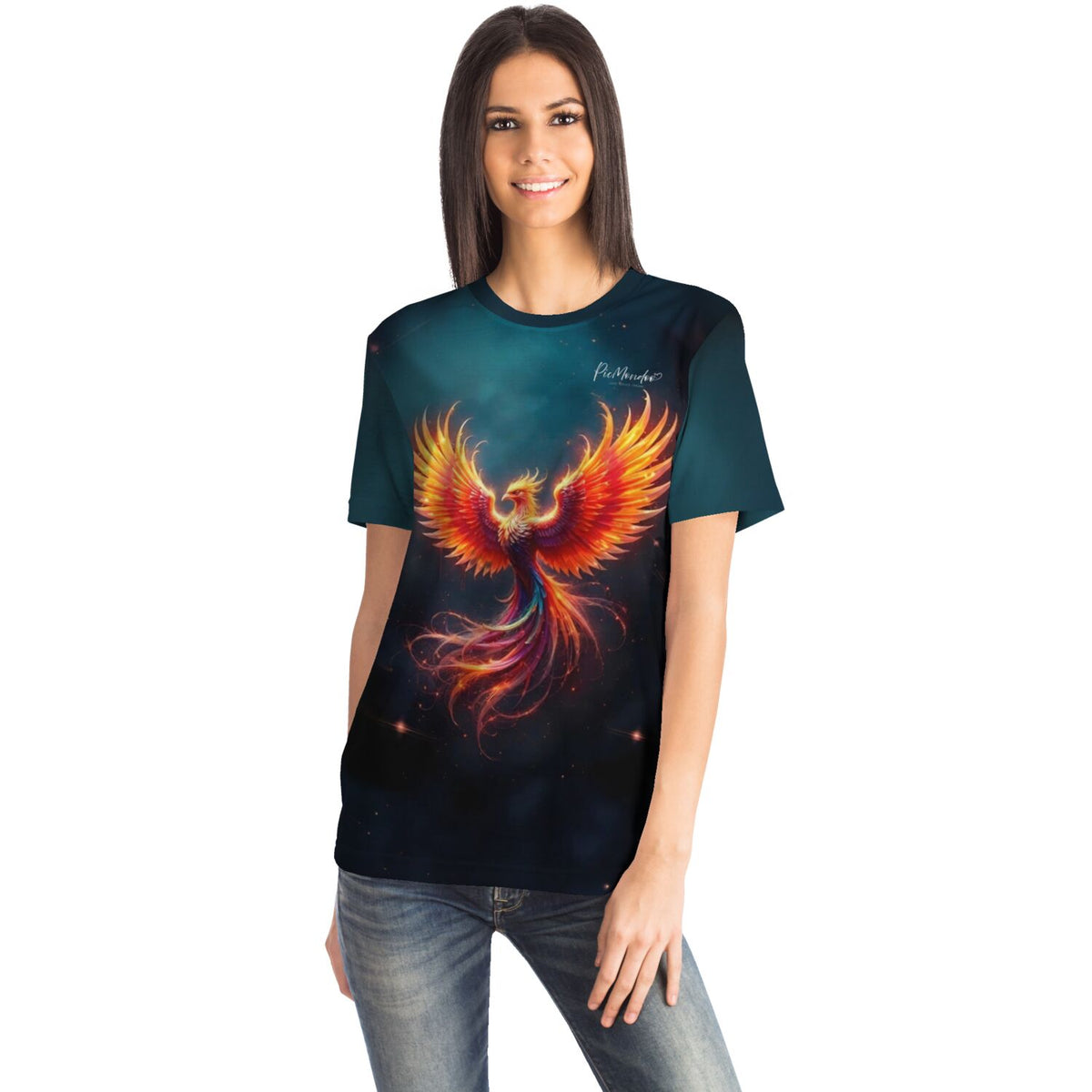 Frau trägt T-Shirt mit farbenfrohem Phönix-Motiv im Stil von Diamond Painting Kunstwerken