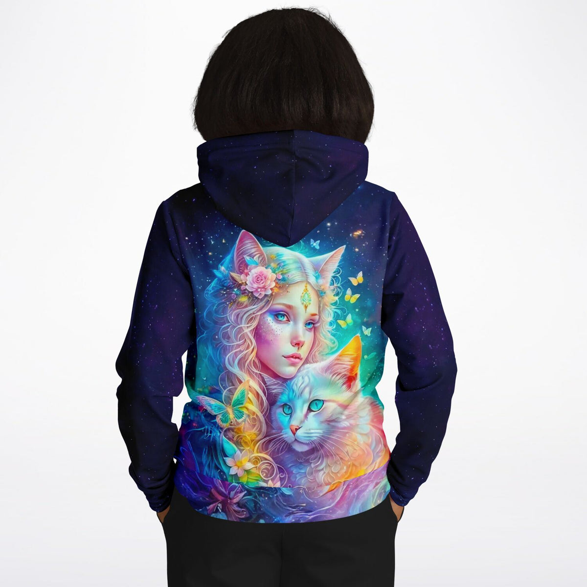 Dreamer Hoodie mit farbenfrohem Katzenelfe-Motiv in magischem Fantasy-Design auf dunkelblauem Sternenhimmel-Hintergrund