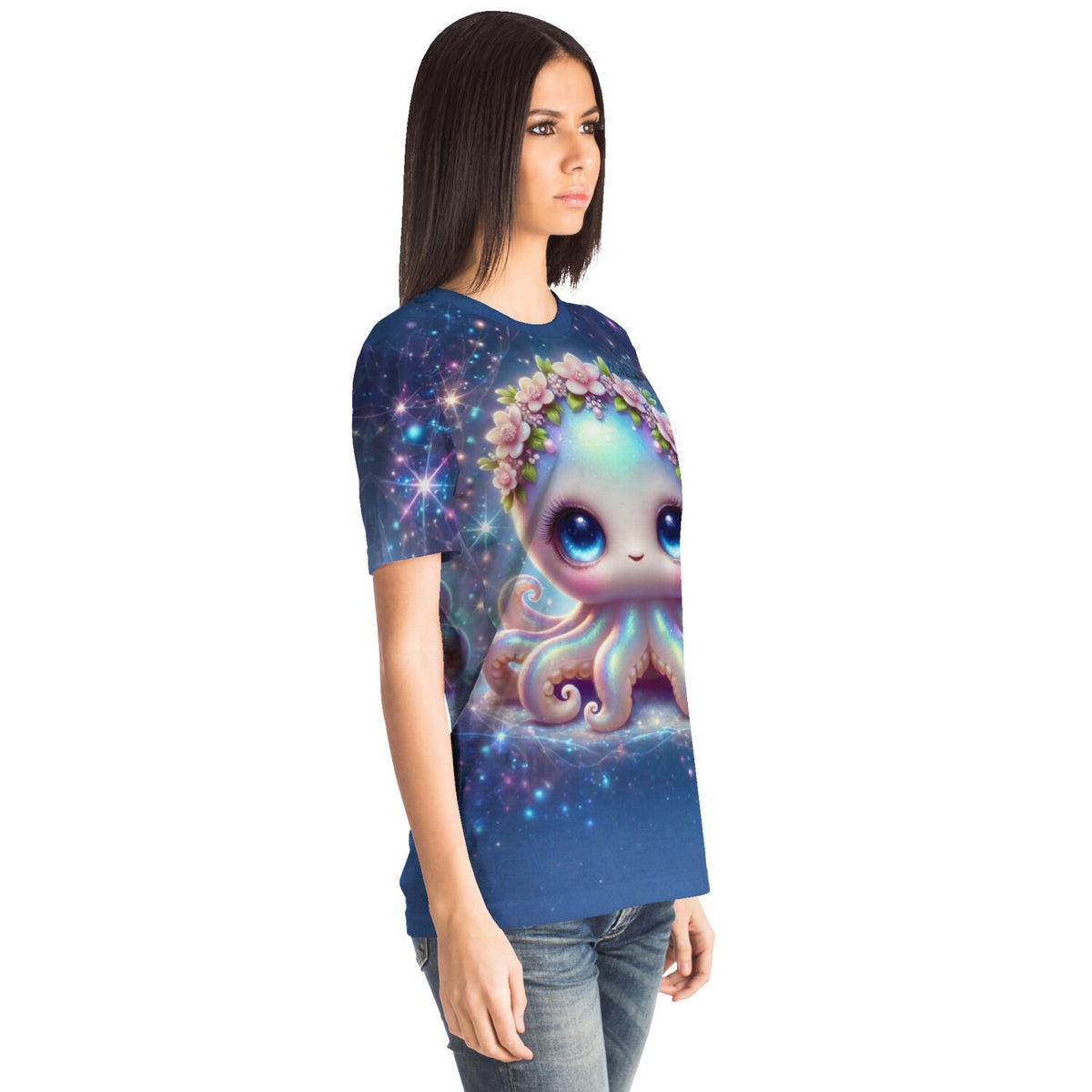 Frau trägt ein T-Shirt mit Tinty-Motiv im Fairydust-Design, perfekt für Fans von Diamond Painting und kreativen Hobbys