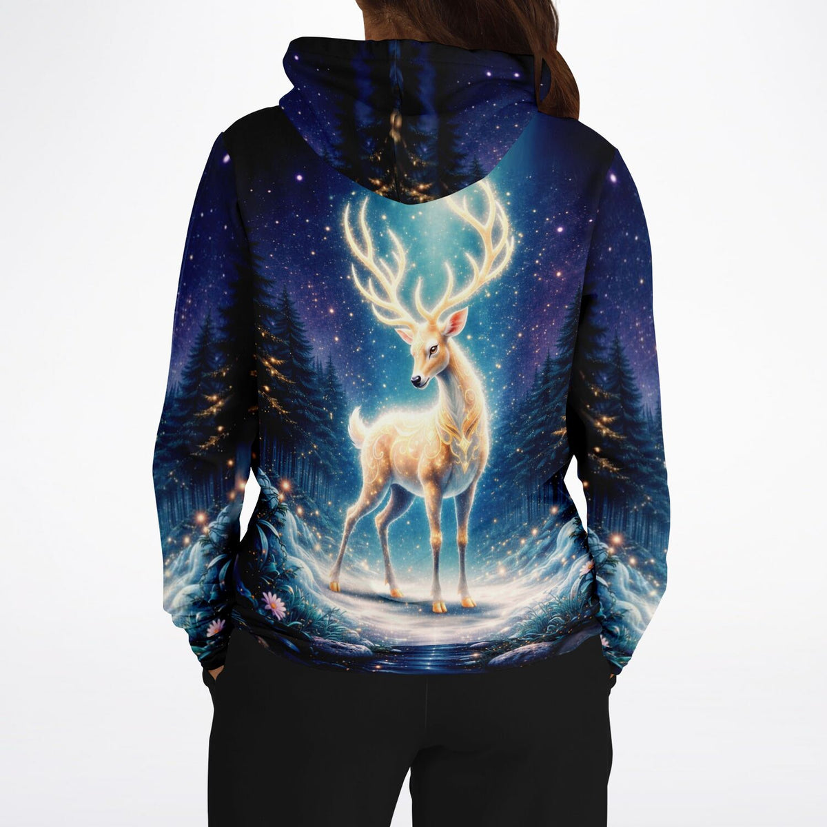 Dreamer Hoodie Herr der Wälder mit magischem Hirsch Motiv im Diamond Painting Stil, perfekt für Fans kreativer Kunst.