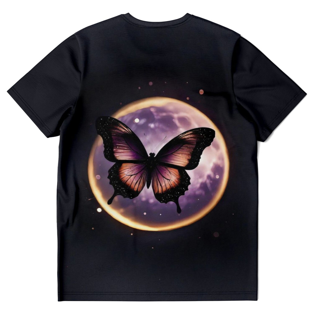 Schwarzes Dreamer T-Shirt mit lila Schmetterling vor einem leuchtenden Vollmond-Motiv