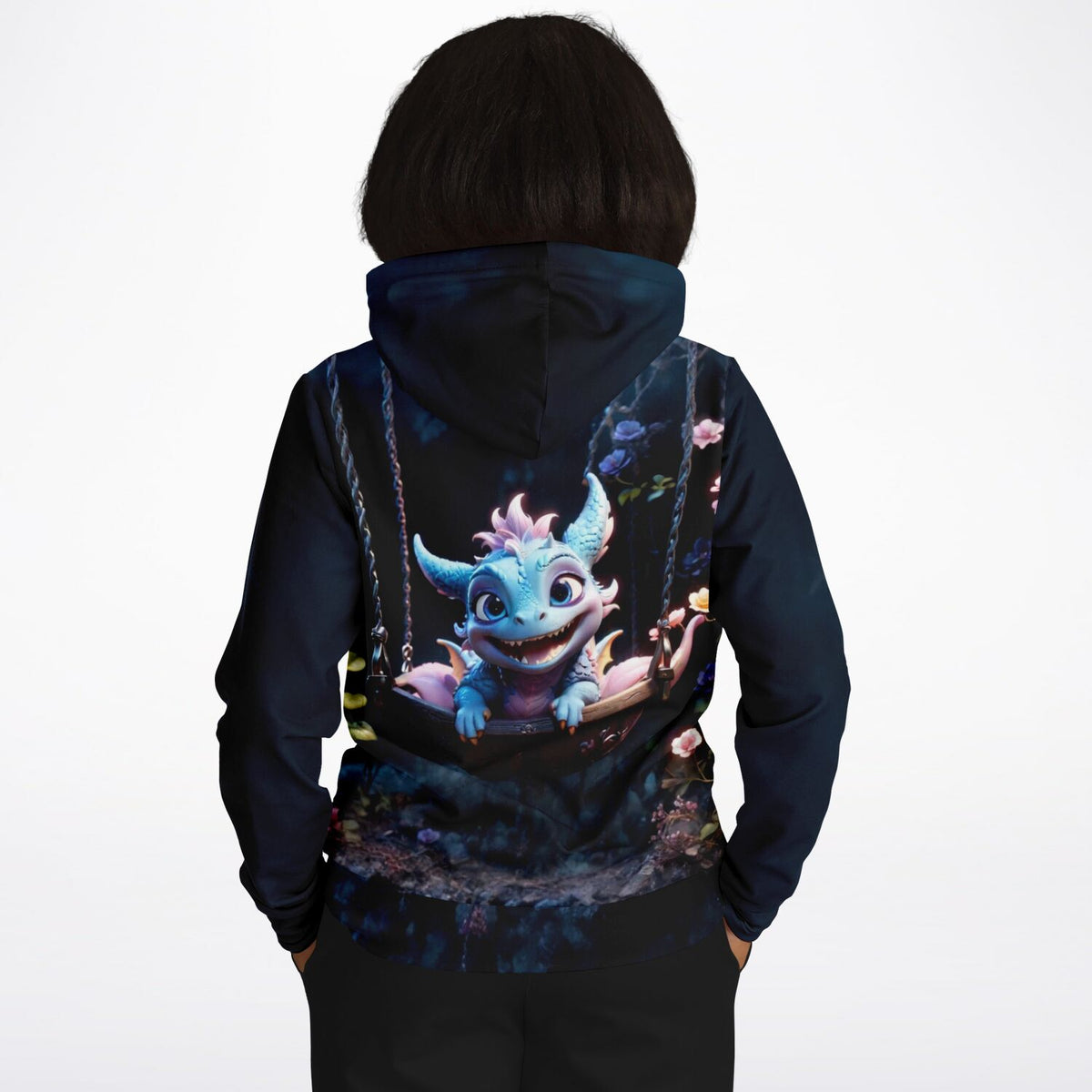Dreamer Hoodie Blue Flatter Dragon mit süßem Drachen-Motiv, perfekt für Fans von Diamond Painting und Fan-Art.