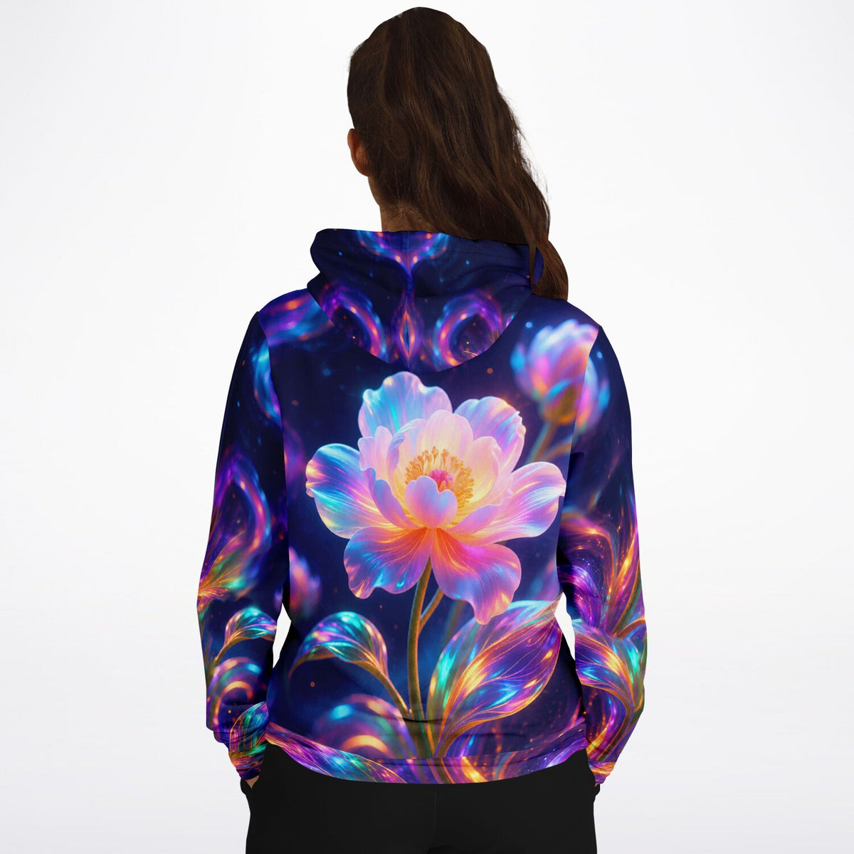 Dreamer Hoodie mit leuchtendem Blumen-Motiv im Stil von Diamond Painting Kunst in bunten Neonfarben auf schwarzem Stoff.