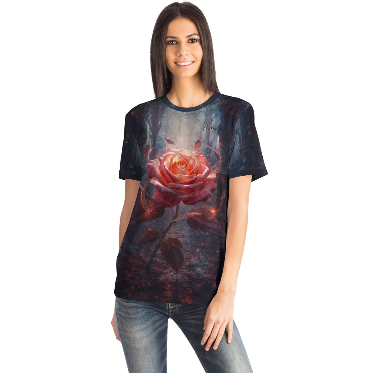 Frau trägt Dreamer T-Shirt mit leuchtendem Herzflamme Rosen-Motiv, perfekt für Fans von Diamond Painting und Kunst.