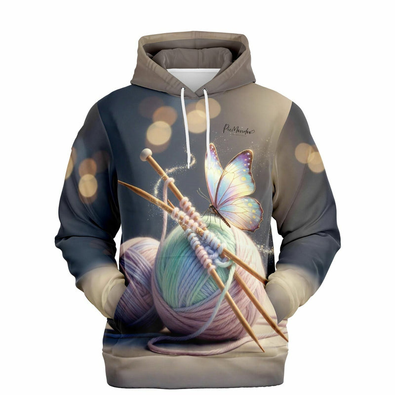 Dreamer Hoodie Wollenträume mit Stricknadeln, Wollknäueln und Schmetterling – perfekt für kreative DIY-Liebhaber
