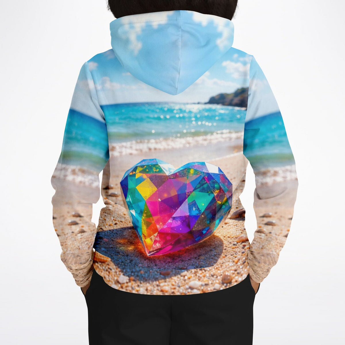 Hoodie mit buntem Kristallherz am Strand, inspiriert durch Diamond Painting Optik und funkelnde Diamanten Motive
