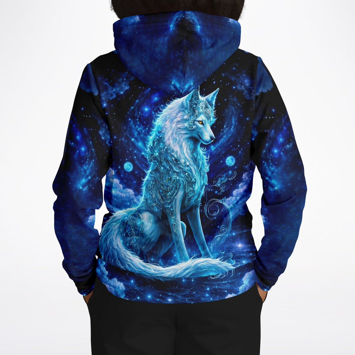 Dreamer Hoodie mit Leuchtbild-Motiv eines verzauberten Wolfs in blauem Weltraum-Design für Kunst- und DIY-Fans