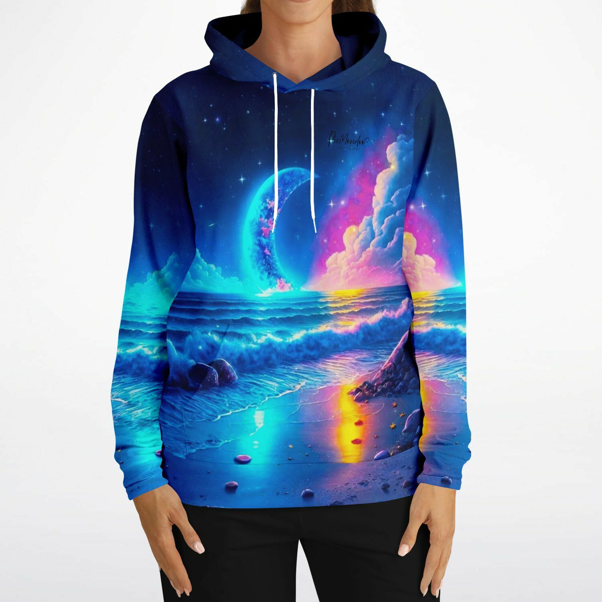 Dreamer Hoodie mit Mondschein-Strand Motiv in leuchtenden Farben, inspiriert durch Diamond Painting Kunstwerke.