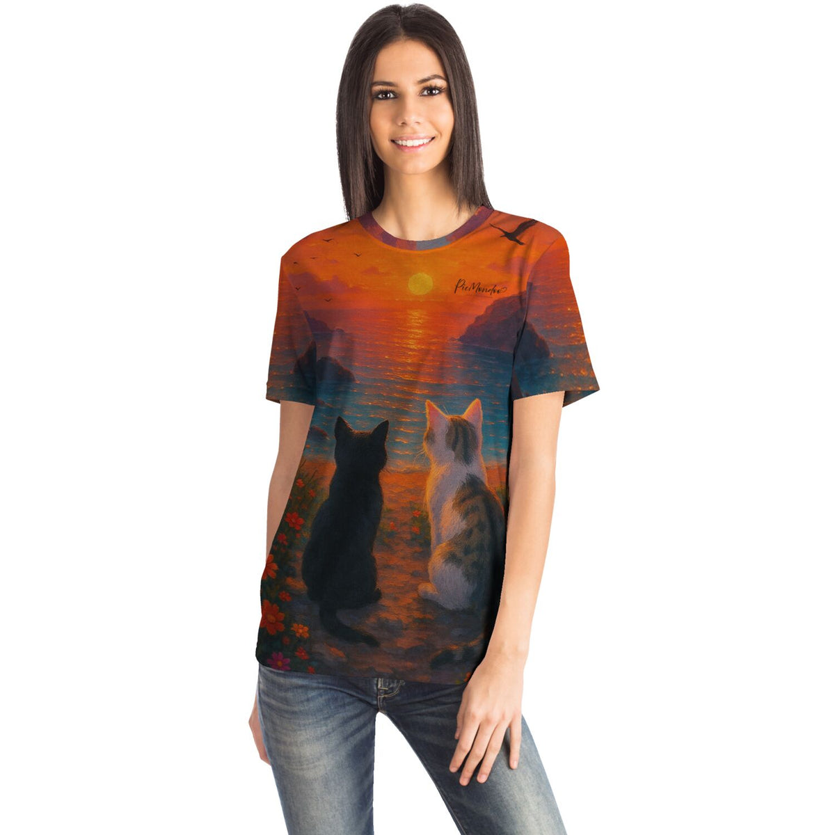 Frau trägt Dreamer T-Shirt mit Katzen im Sonnenuntergang Motiv, inspiriert durch Malen nach Zahlen und Diamond Painting