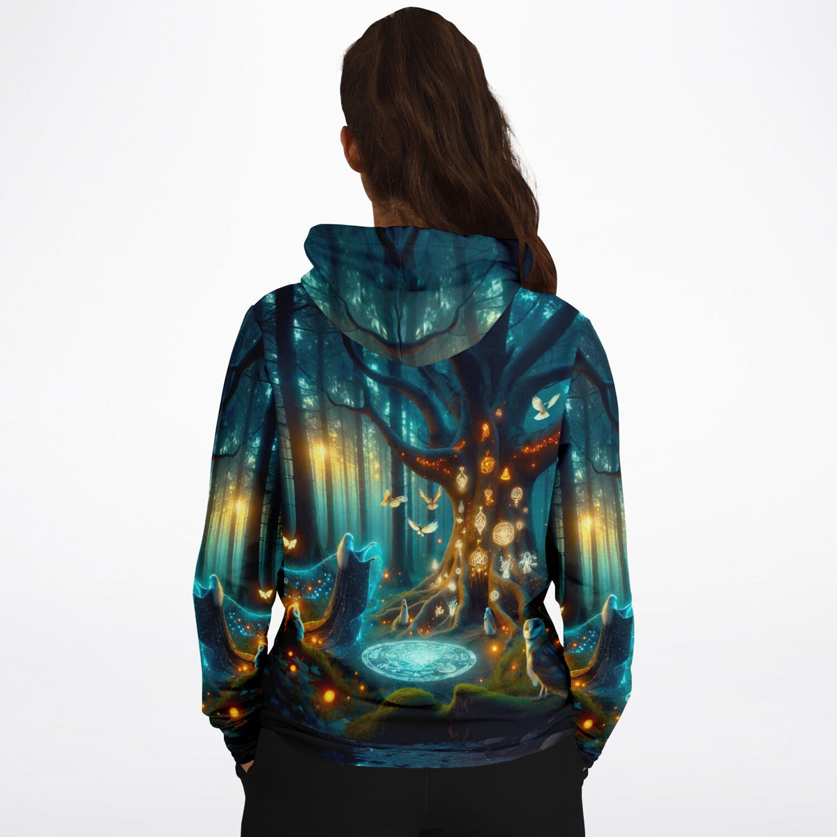 Dreamer Hoodie Hexennacht mit magischem Waldmotiv, ideal für Fans von Diamond Painting und mystischer Kunst.