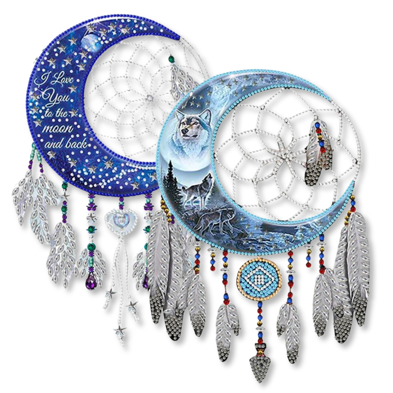 Zwei Diamond Painting Traumfänger Sets mit Mond, Wölfen und Glitzersteinen als dekorative Wandkunst.
