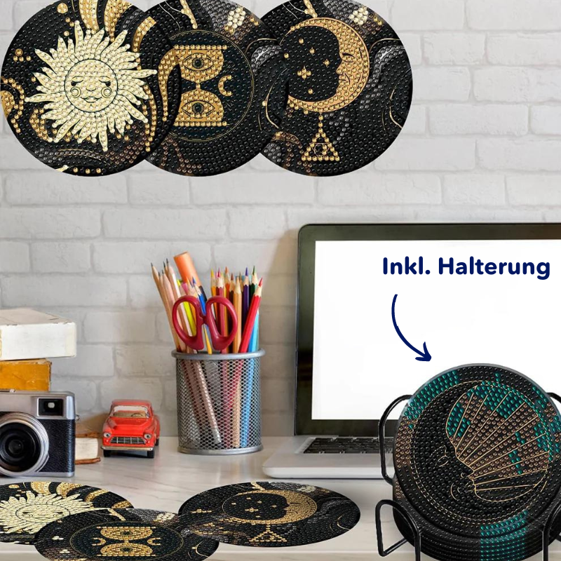 Diamond Painting Untersetzer Black Dream Set mit glitzernden Gold-Motiven wie Sonne und Mond inklusive Halterung
