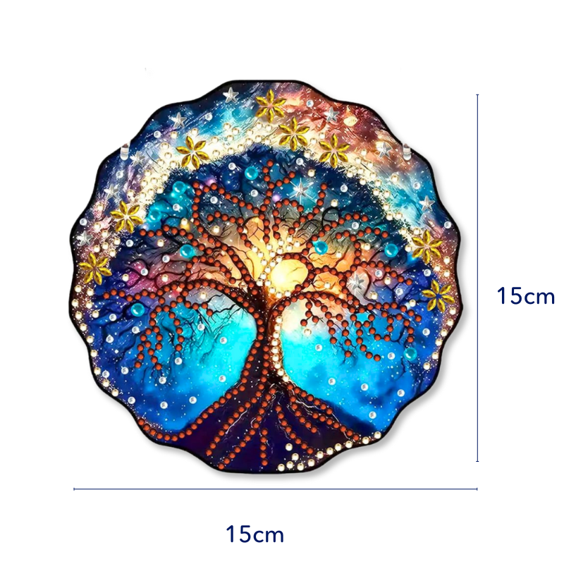 Runder Diamond Painting Aufhänger Mystic Tree mit buntem Baum-Motiv, Sternen und glitzernden Steinen als Wanddekoration