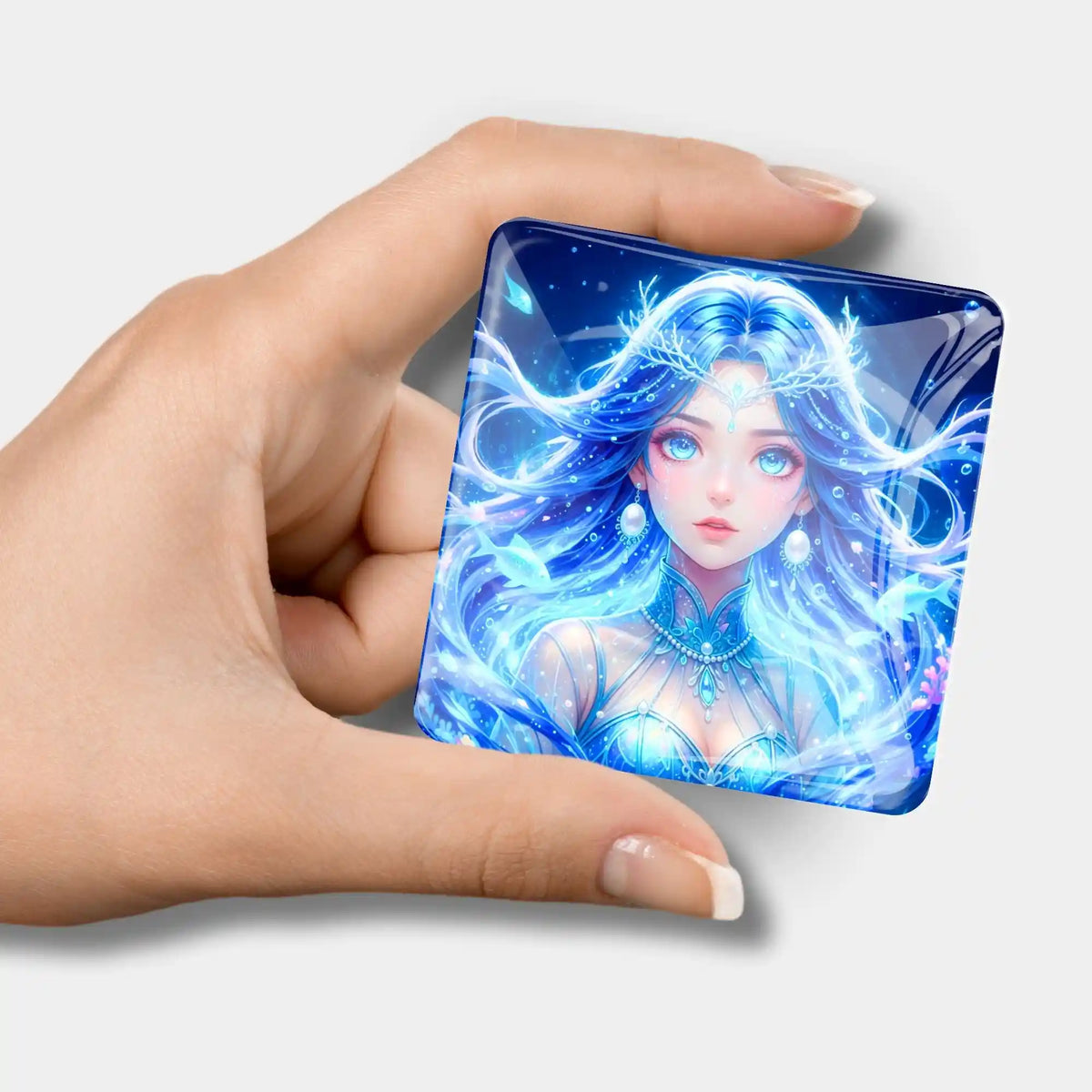 Nerelya Cover Minder aus Glas für Diamond Painting mit magischem Unterwasser-Motiv einer Hüterin in Blau.