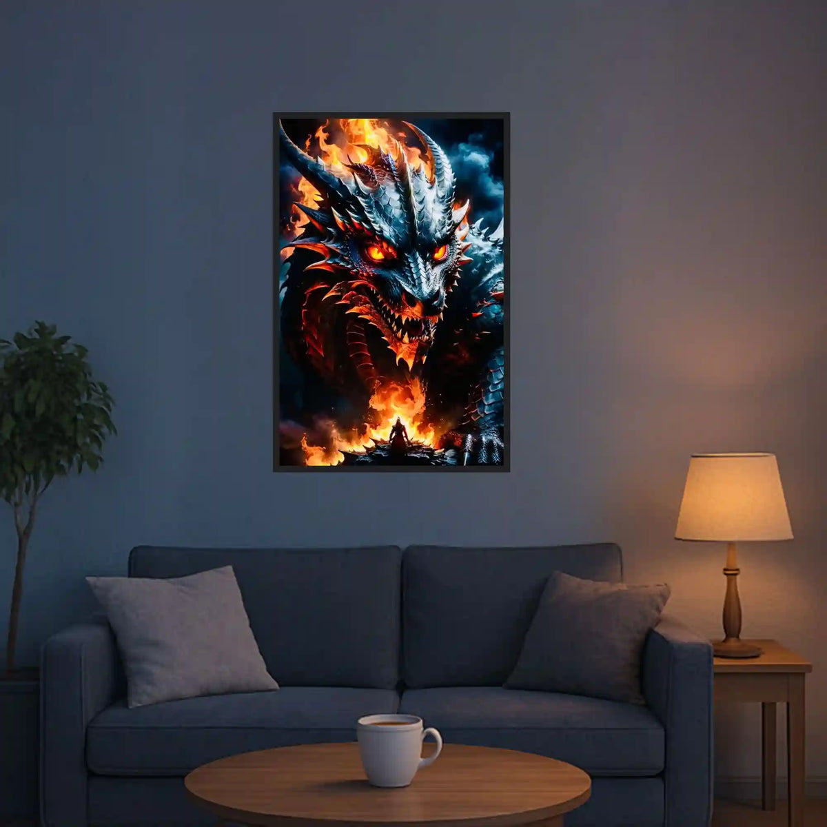 Diamond Painting Set Fight mit mächtigem Feuerdrachen Motiv als Wanddekoration über einem Sofa.