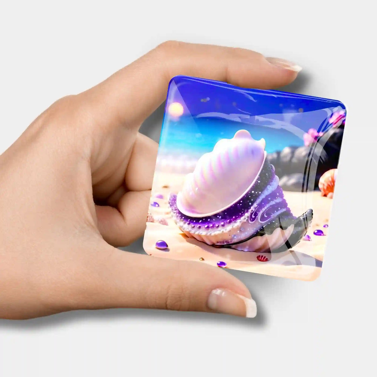 Quadratischer Diamond Painting Cover Minder Motiv Muschel in Violett als magnetische Halterung für die Leinwand-Folie