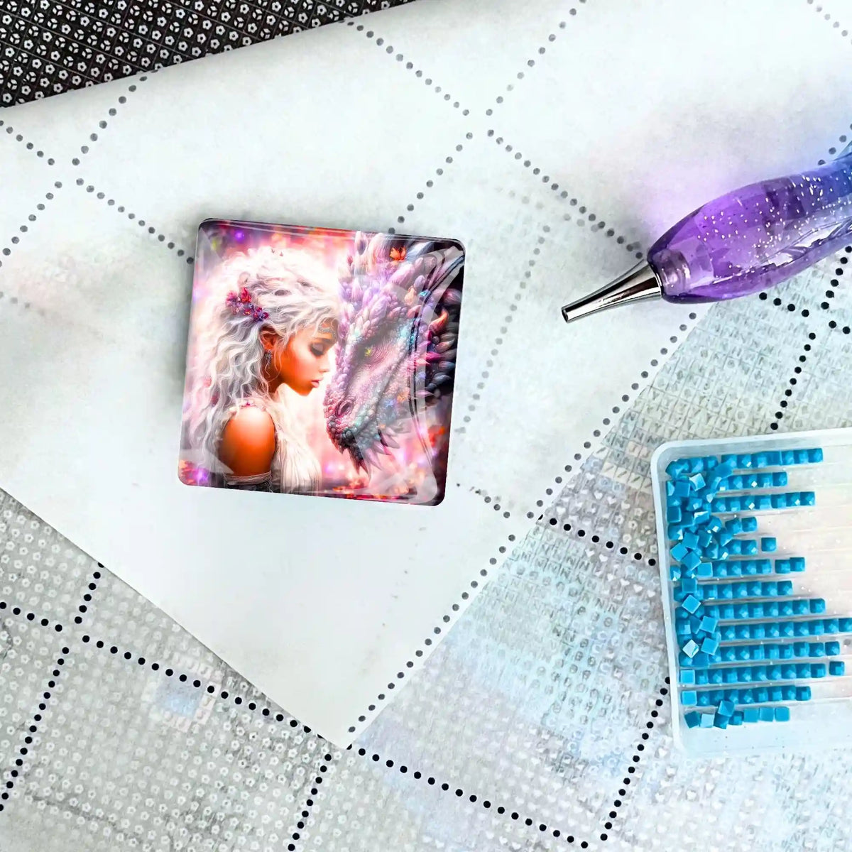 Quadratischer Diamond Painting Cover Minder Seelenbund mit Drachen-Motiv auf Leinwand mit Glitzersteinchen