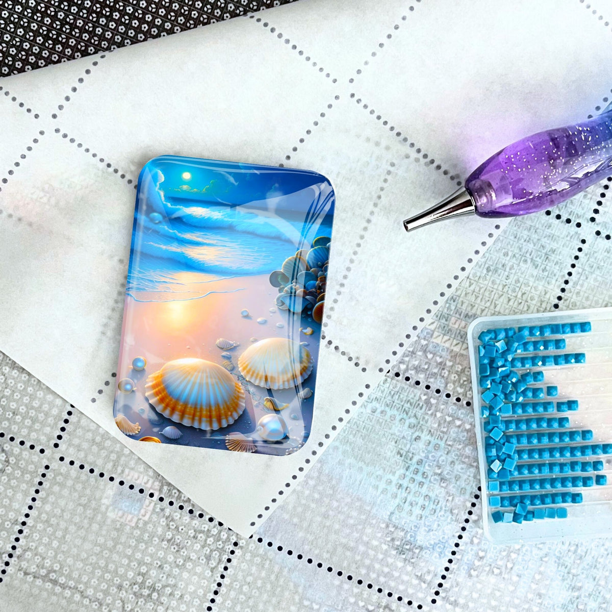 Glas Coverminder mit Strandmotiv auf einer Diamanten Painting Leinwand mit Glitzersteinen und Set-Zubehör