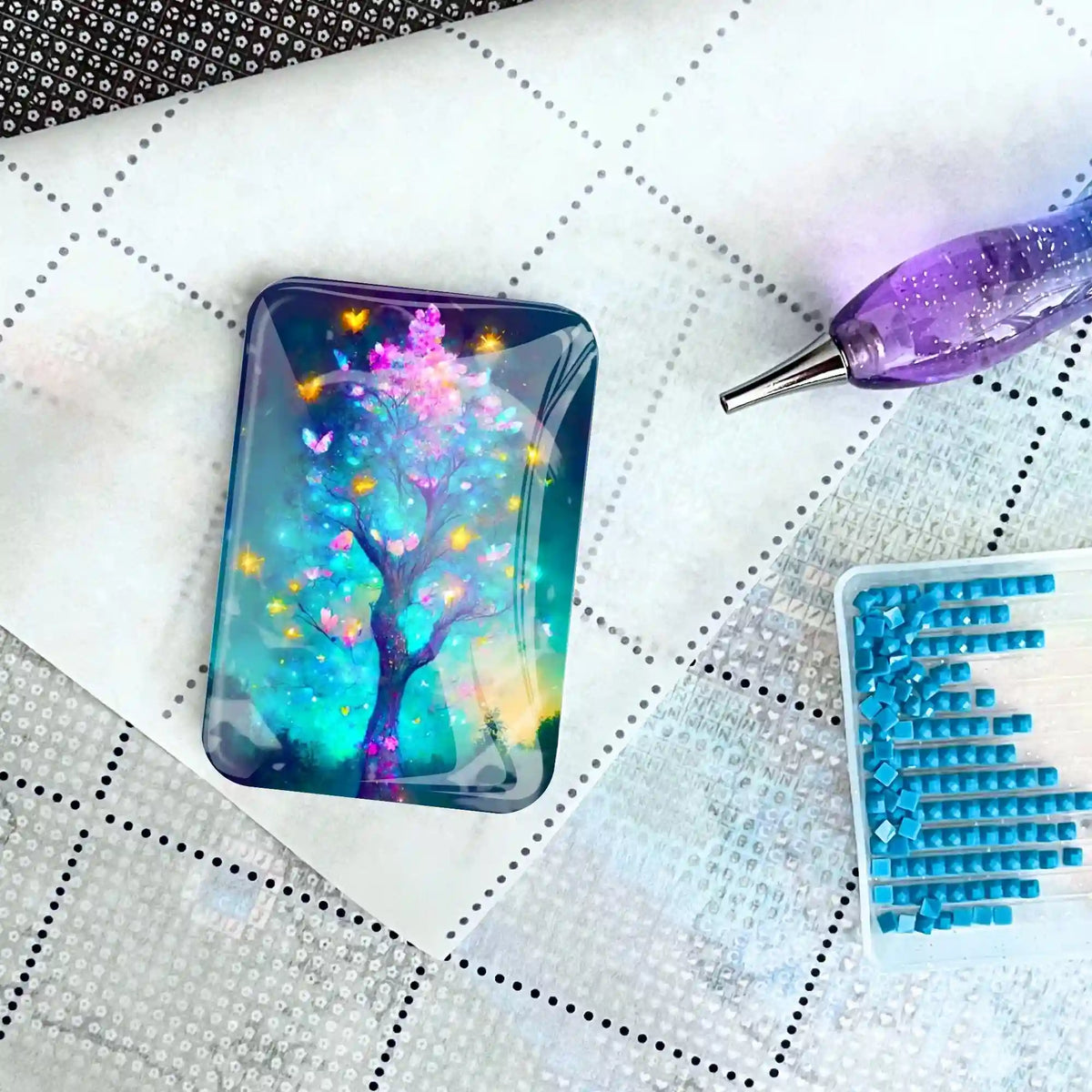 Magischer Schmetterlingsbaum Cover Minder aus Glas als praktisches Zubehör für dein Diamond Painting Set