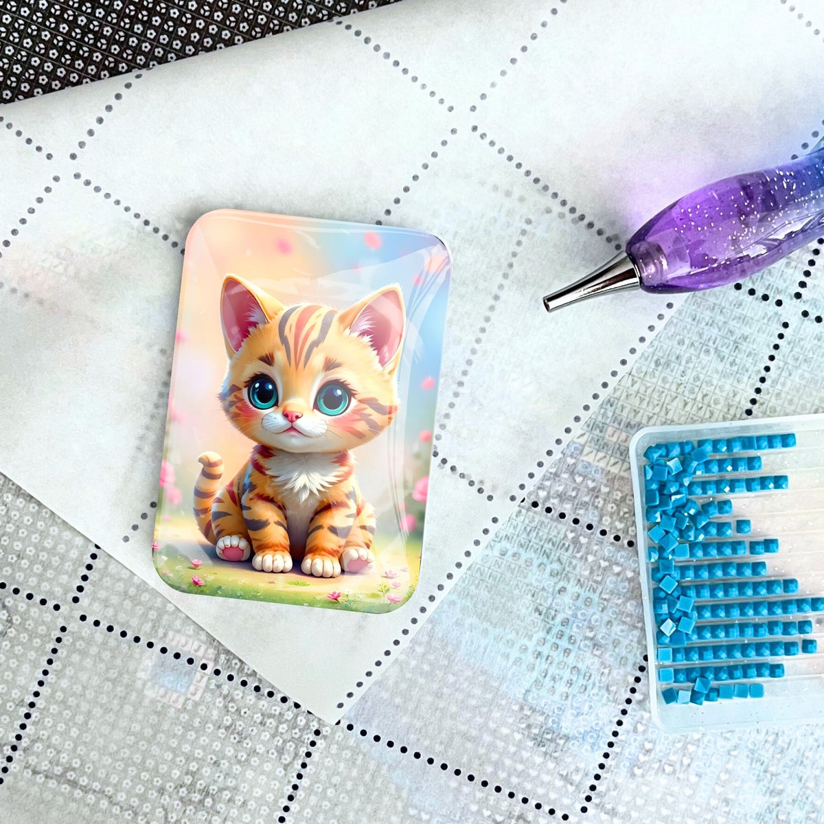 Niedlicher Cover Minder Magnet Motiv Karlchen Katze für Diamond Painting Zubehör mit Stift und Steinchen