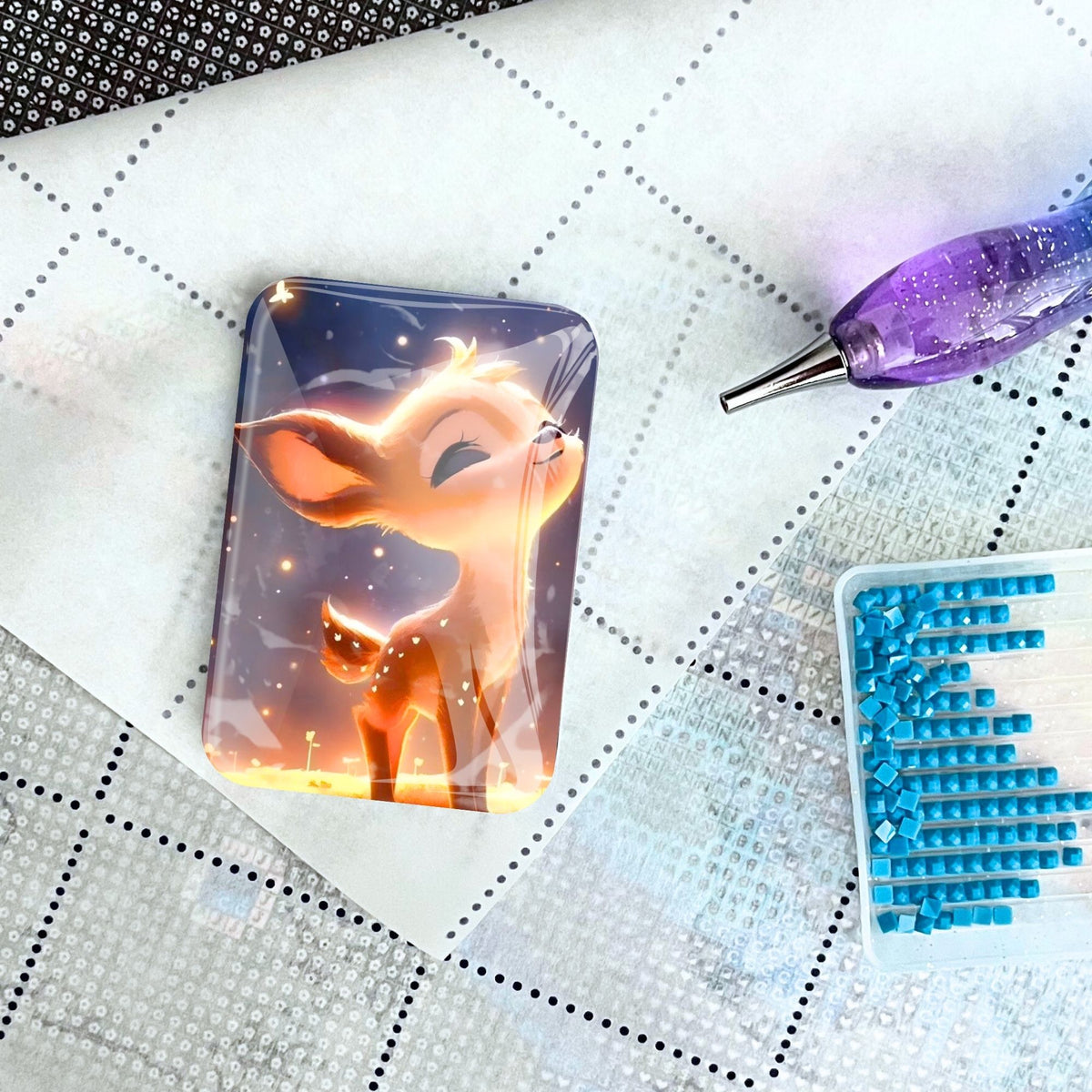 Magnetischer Coverminder Babsi Sternenstaub auf Leinwand für Diamond Painting Zubehör mit Stift und blauen Steinchen