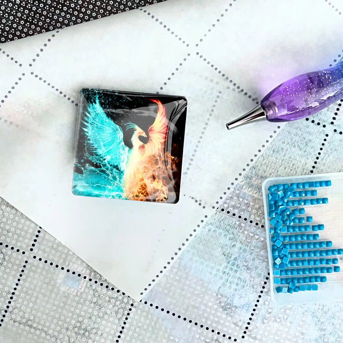 Phönix Cover Minder aus Glas als magnetischer Halter für Diamond Painting Leinwände und Bastelzubehör