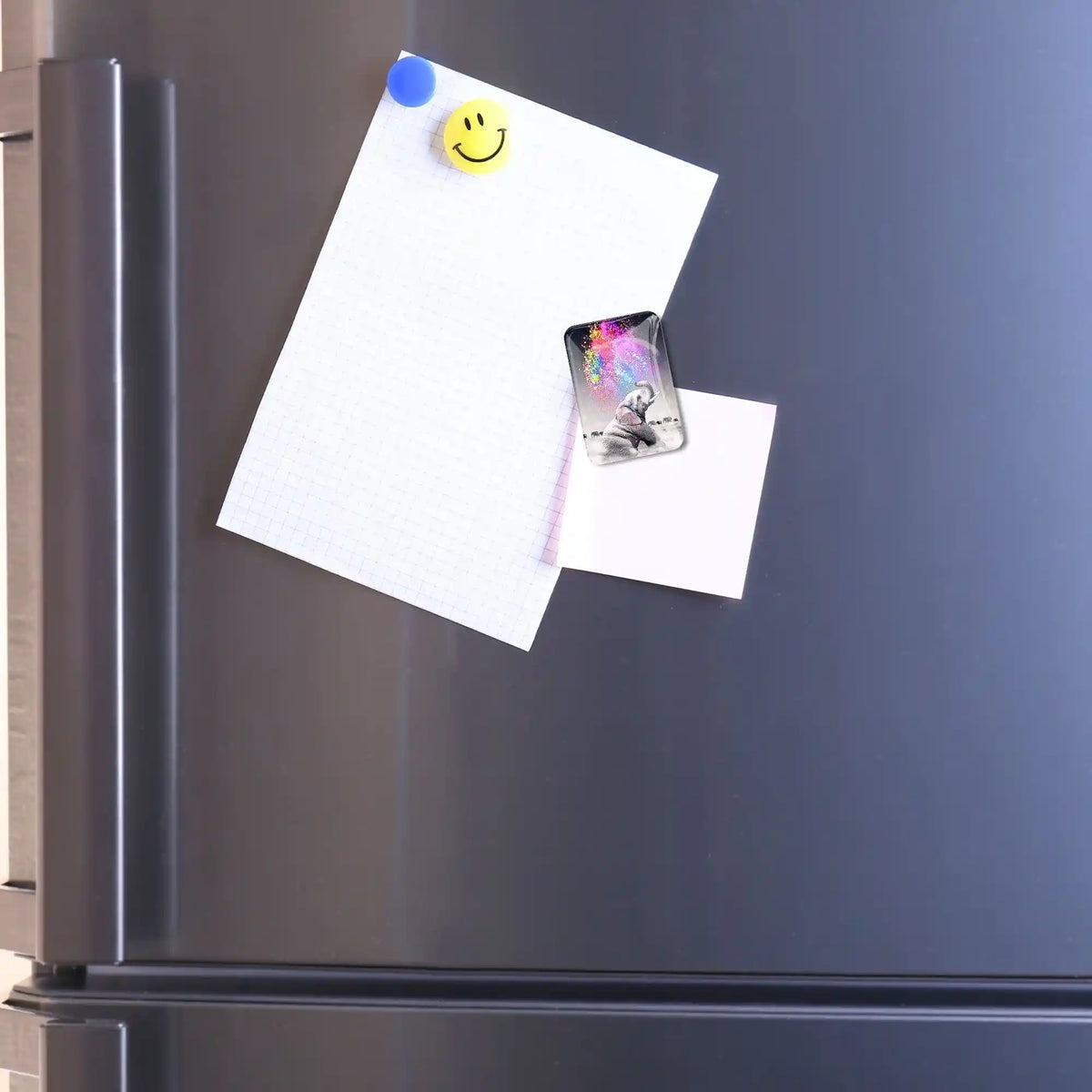 Elefant Farbenspiel Cover Minder für Diamond Painting an einer Magnettafel befestigt
