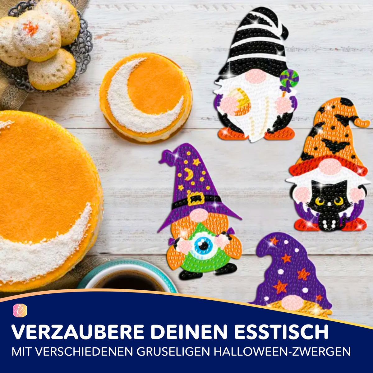 Diamond Painting Untersetzer mit gruseligen Halloween-Zwergen Motiven, verziert mit glitzernden Diamanten auf Holztisch.