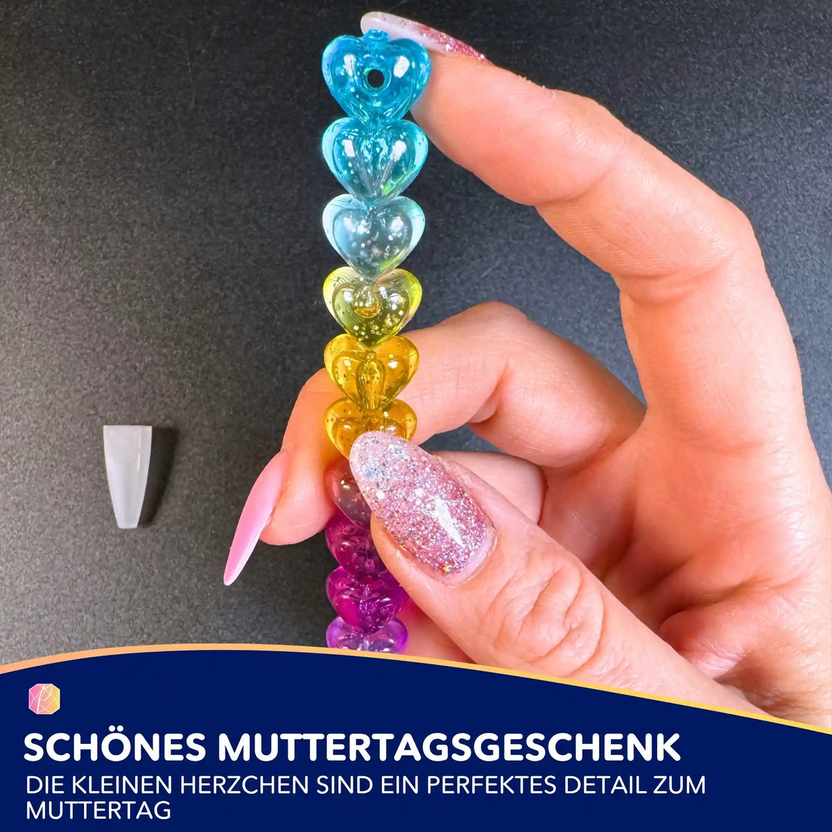 Bunter Diamond Painting Stift mit Herz-Design als kreatives Zubehör für Diamond Painting Projekte