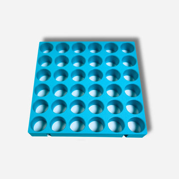 Hellblaue 3D-gedruckte Döschenwand für Diamond Painting Aufbewahrung und perfekt organisierte Steinchen.