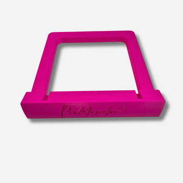 Pinker 3D-gedruckter Sockel für die Diamond Painting Döschenwand von Picmondoo zur praktischen Steinchen-Aufbewahrung