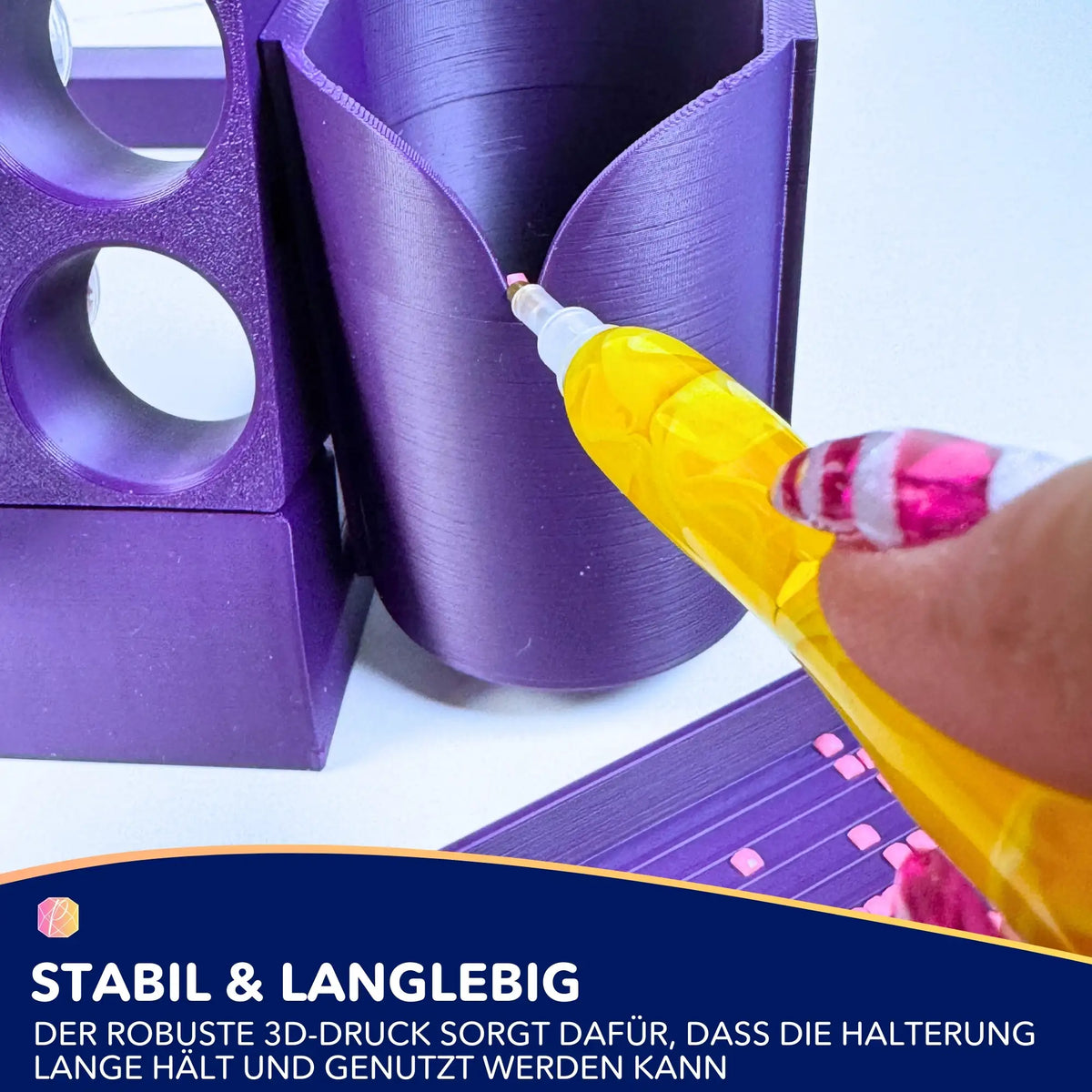 Violette 3D-gedruckte Diamond Painting Stiftehalterung für mehr Ordnung bei deinem Hobby-Zubehör.