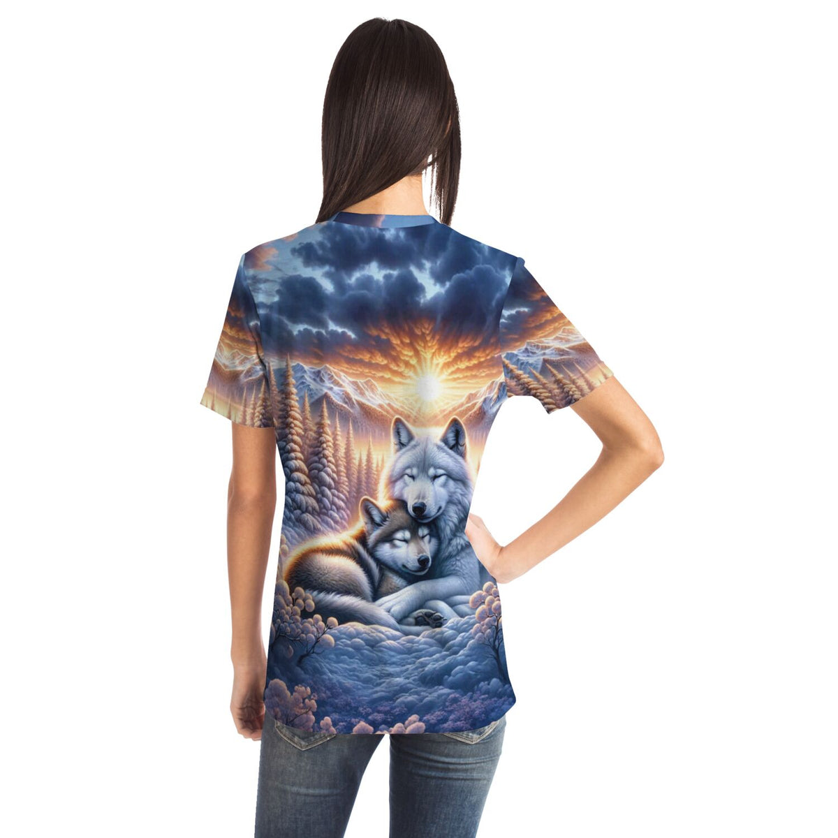 Dreamer T-Shirt mit Wolfliebe Motiv vor goldenem Sonnenaufgang, ähnlich detailliert wie ein Diamond Painting oder Malen nach Zahlen