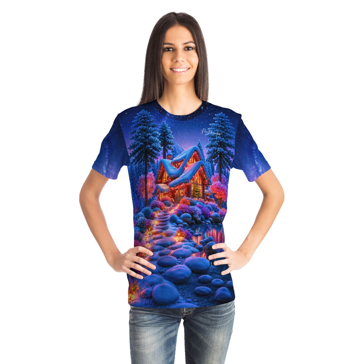 Frau trägt ein T-Shirt mit weihnachtlichem Lichterwald-Motiv, inspiriert von Diamond Painting und Malen nach Zahlen Kunst