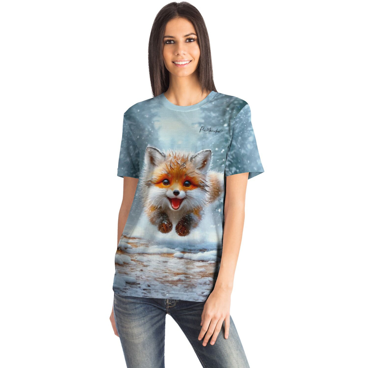 Frau trägt T-Shirt mit springendem kleinen Fuchs-Motiv im Winterwald im Stil beliebter Diamond Painting Designs