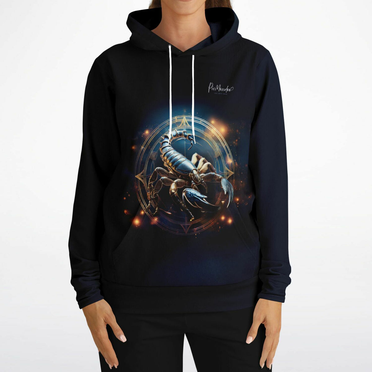 Schwarzer Hoodie mit Sternzeichen Skorpion Motiv, inspiriert durch das detailreiche Design von Diamond Painting Kunstwerken.