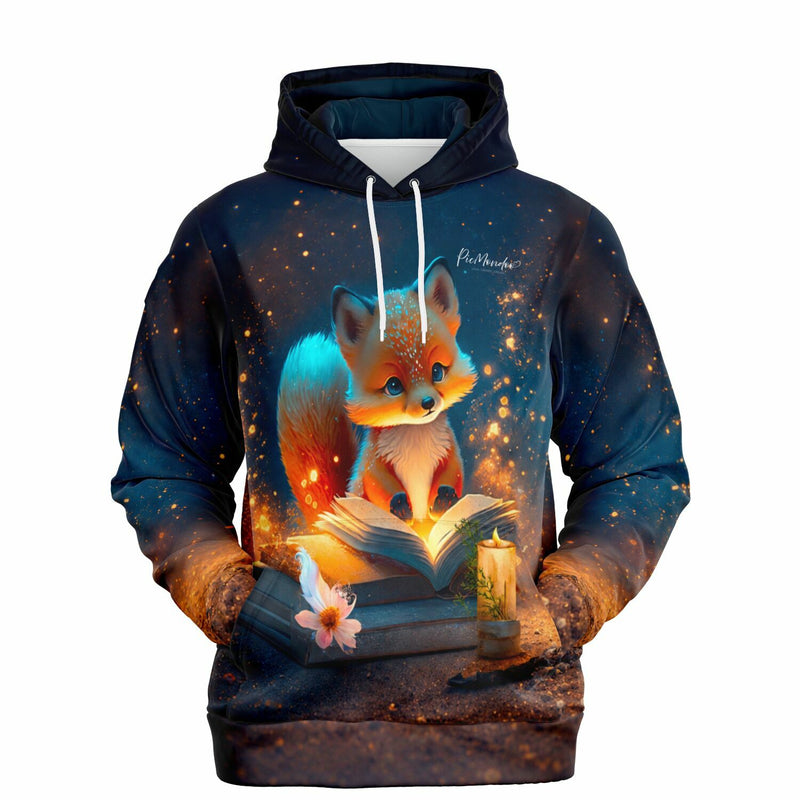 Dreamer Hoodie mit niedlichem Fuchs, der in einem magischen Buch liest, perfekt für Fans von Diamond Painting Motiven.
