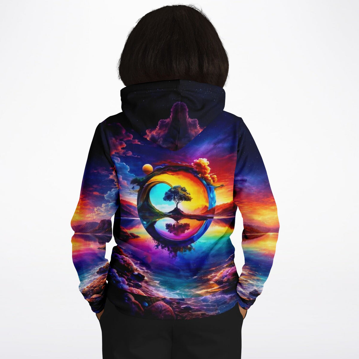 Dreamer Hoodie mit farbenfrohem Fantasy-Motiv wie bei einem Diamond Painting oder hochwertigen Malen nach Zahlen Design