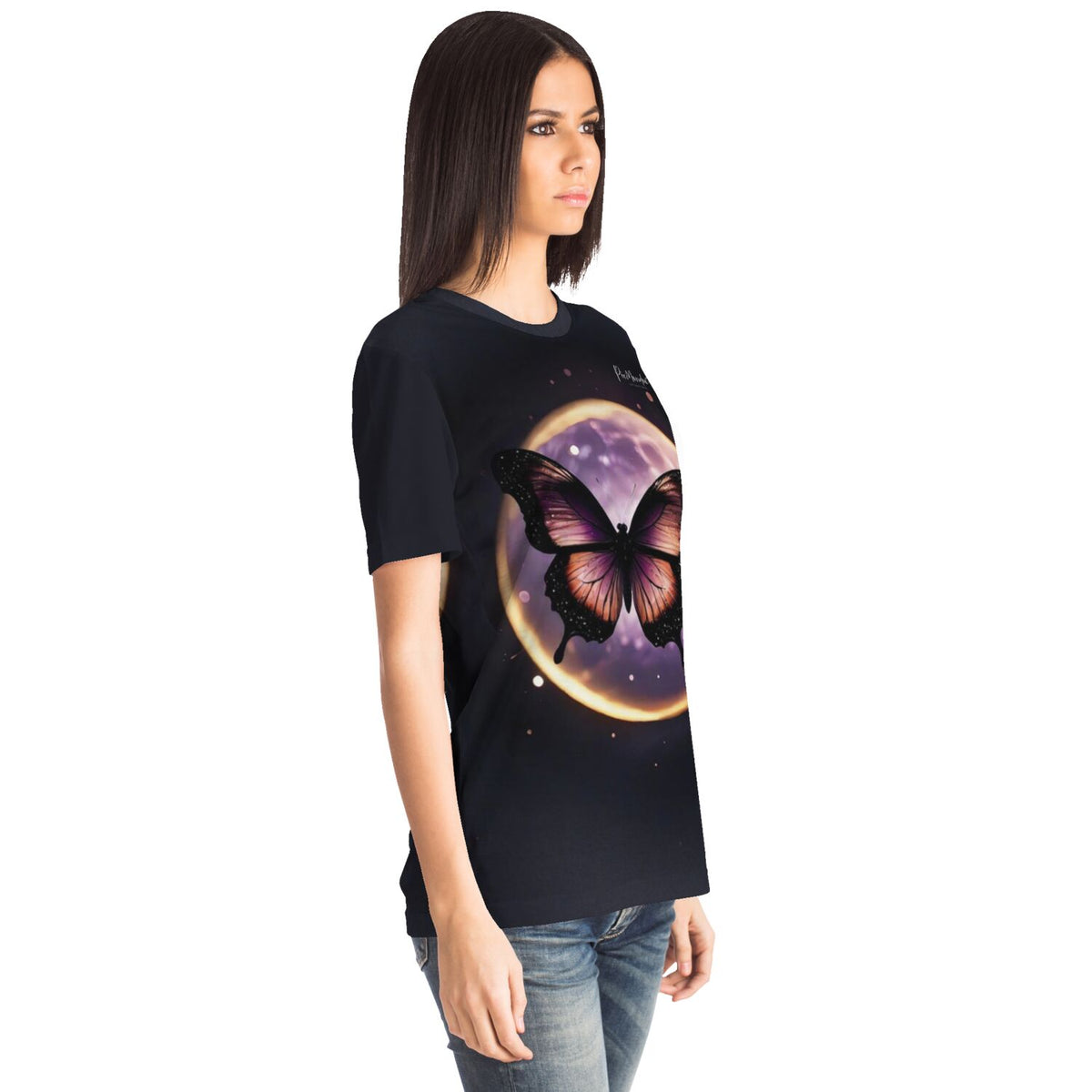 Schwarzes T-Shirt Dreamer mit lila Schmetterling und Mond Motiv für Fans von Diamond Painting und kreativen Designs