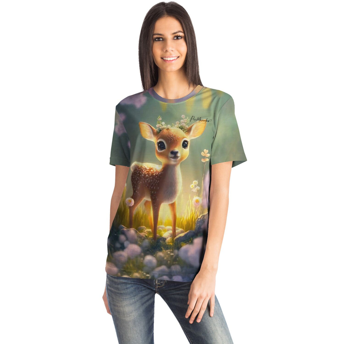 Frau trägt Dreamer T-Shirt mit liebevollem Rehkitz Anabell Motiv, passend zu Diamond Painting und Malen nach Zahlen Sets.