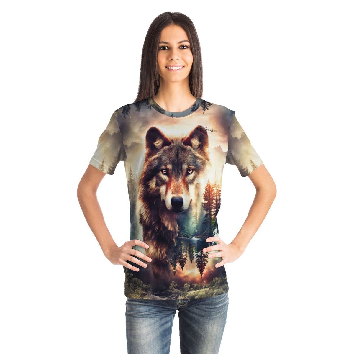 Frau trägt Dreamer T-Shirt mit Wolf-Motiv, das den Stil von Diamond Painting und Malen nach Zahlen Kunstwerken widerspiegelt.