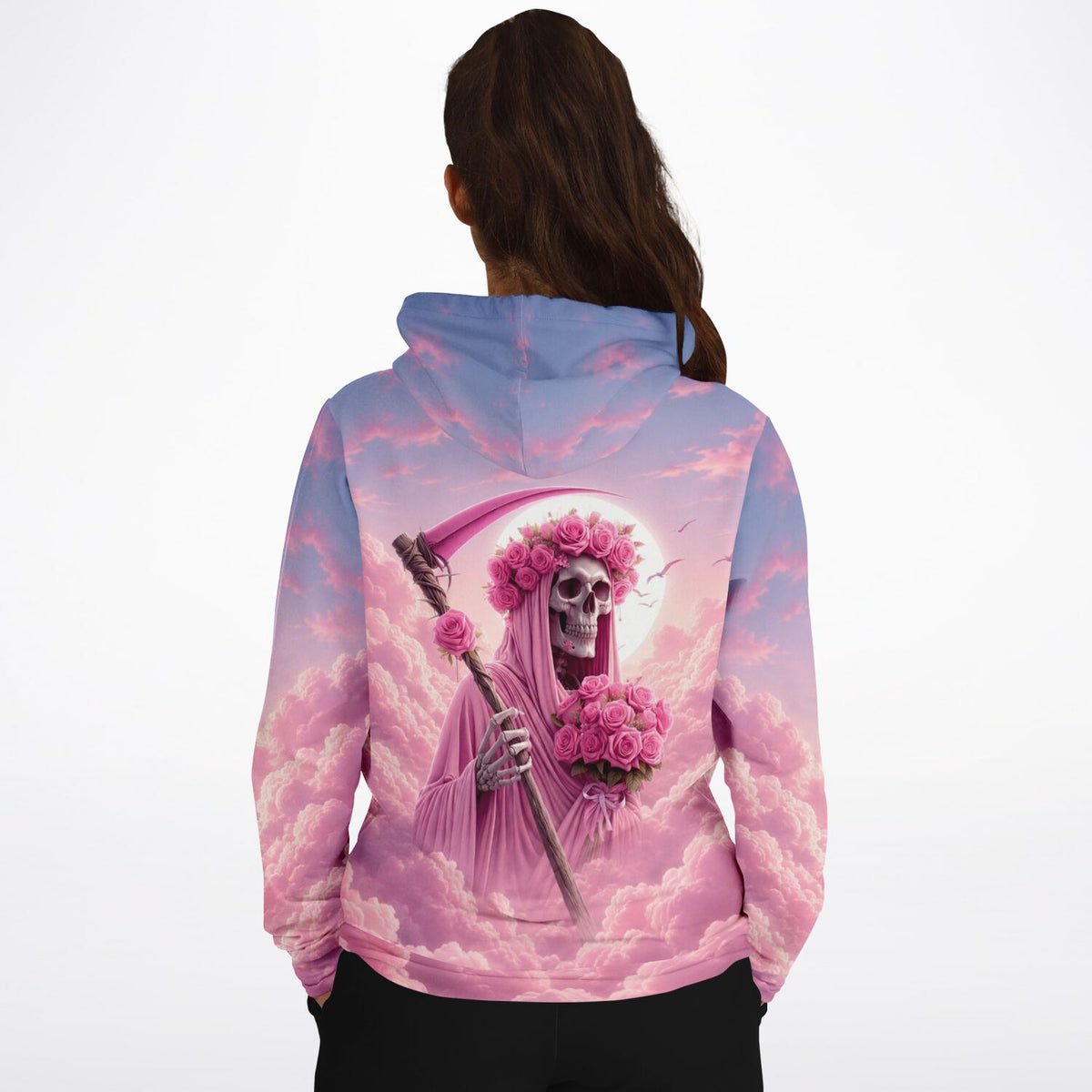 Dreamer Hoodie mit Totenkopf, Sense und Rosen vor rosa Wolkenhimmel im Stil von Diamond Painting Motiven